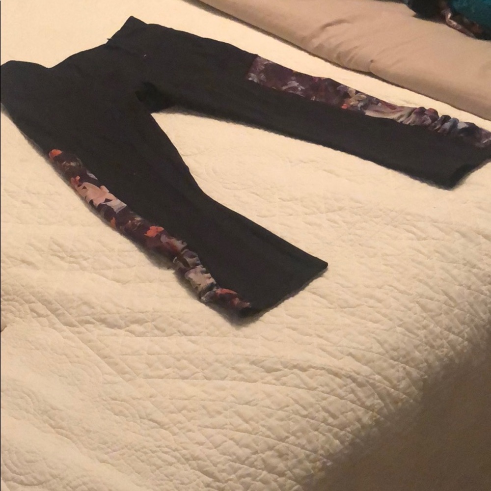 Calia Capri leggings